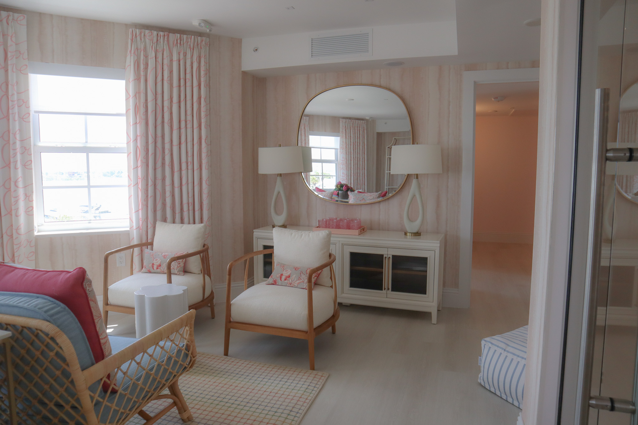 Pink Shell Spa - Photo 9