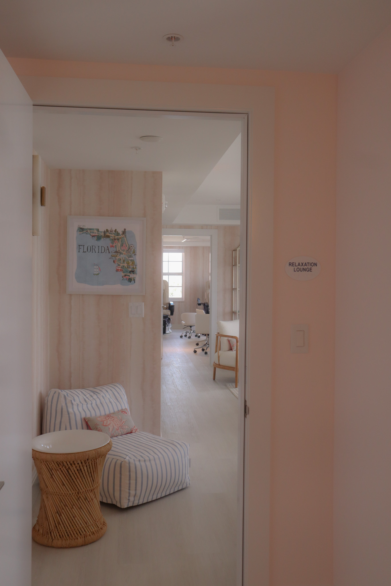 Pink Shell Spa - Photo 11