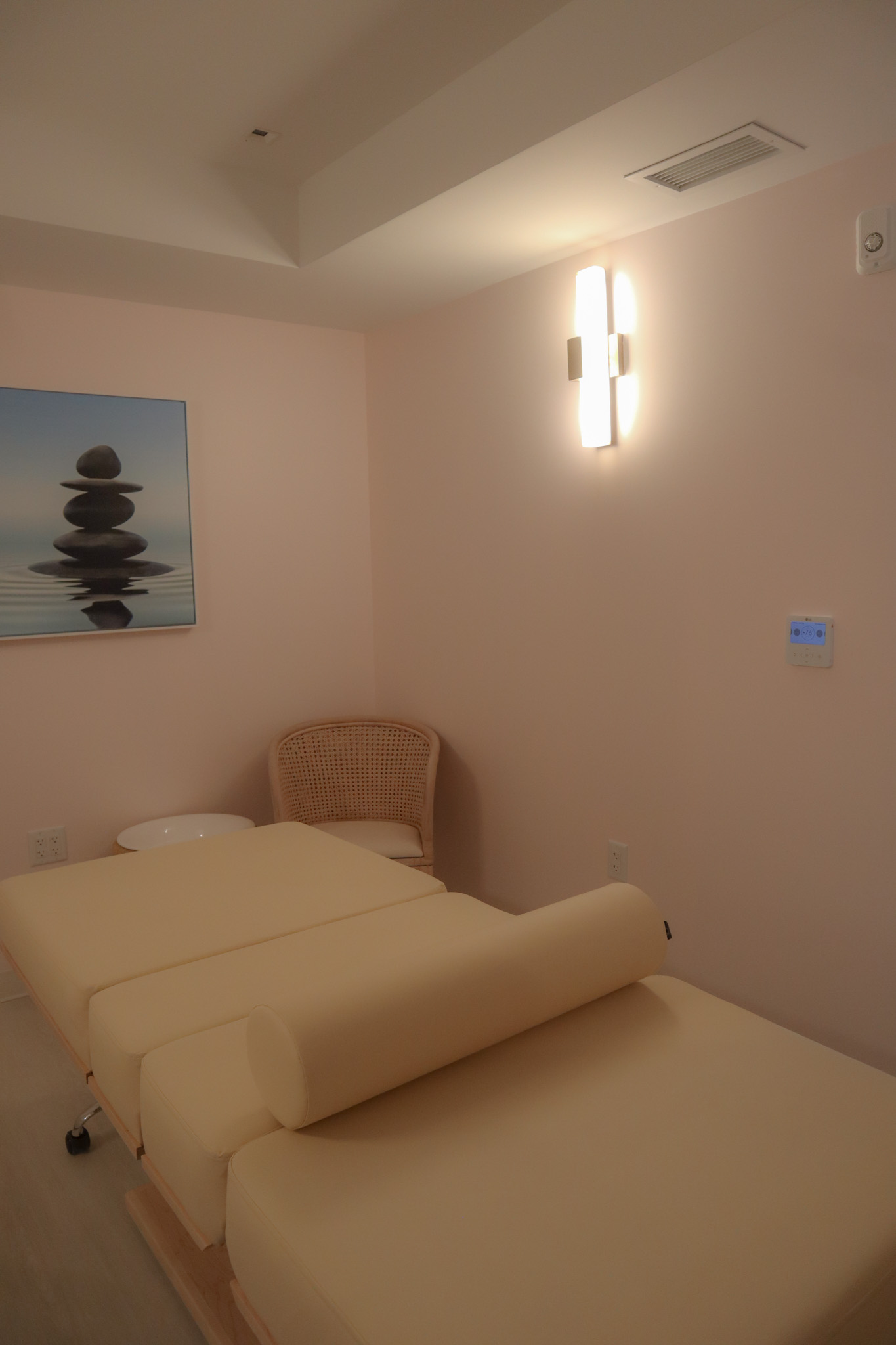 Pink Shell Spa - Photo 15