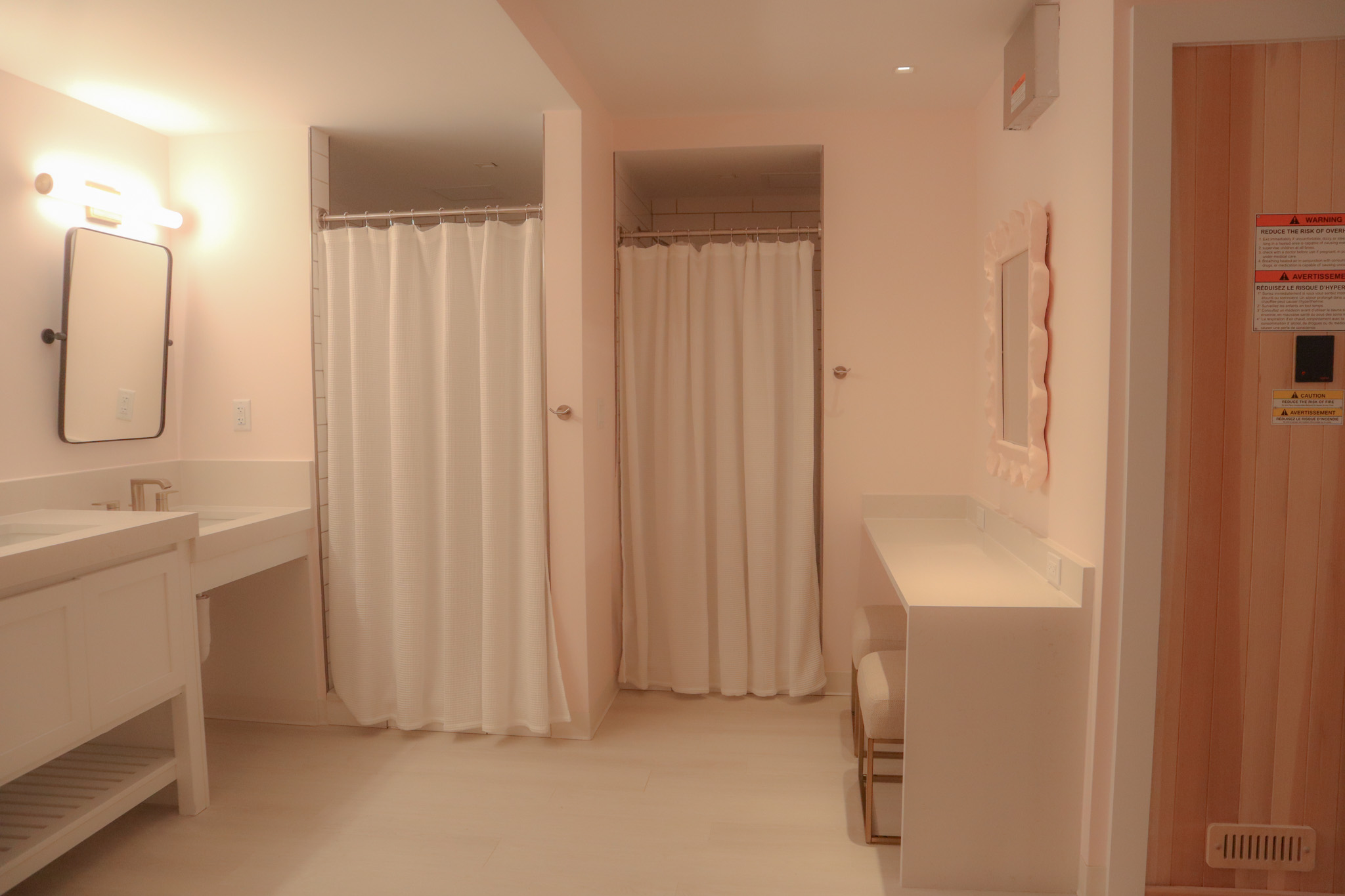 Pink Shell Spa - Photo 20