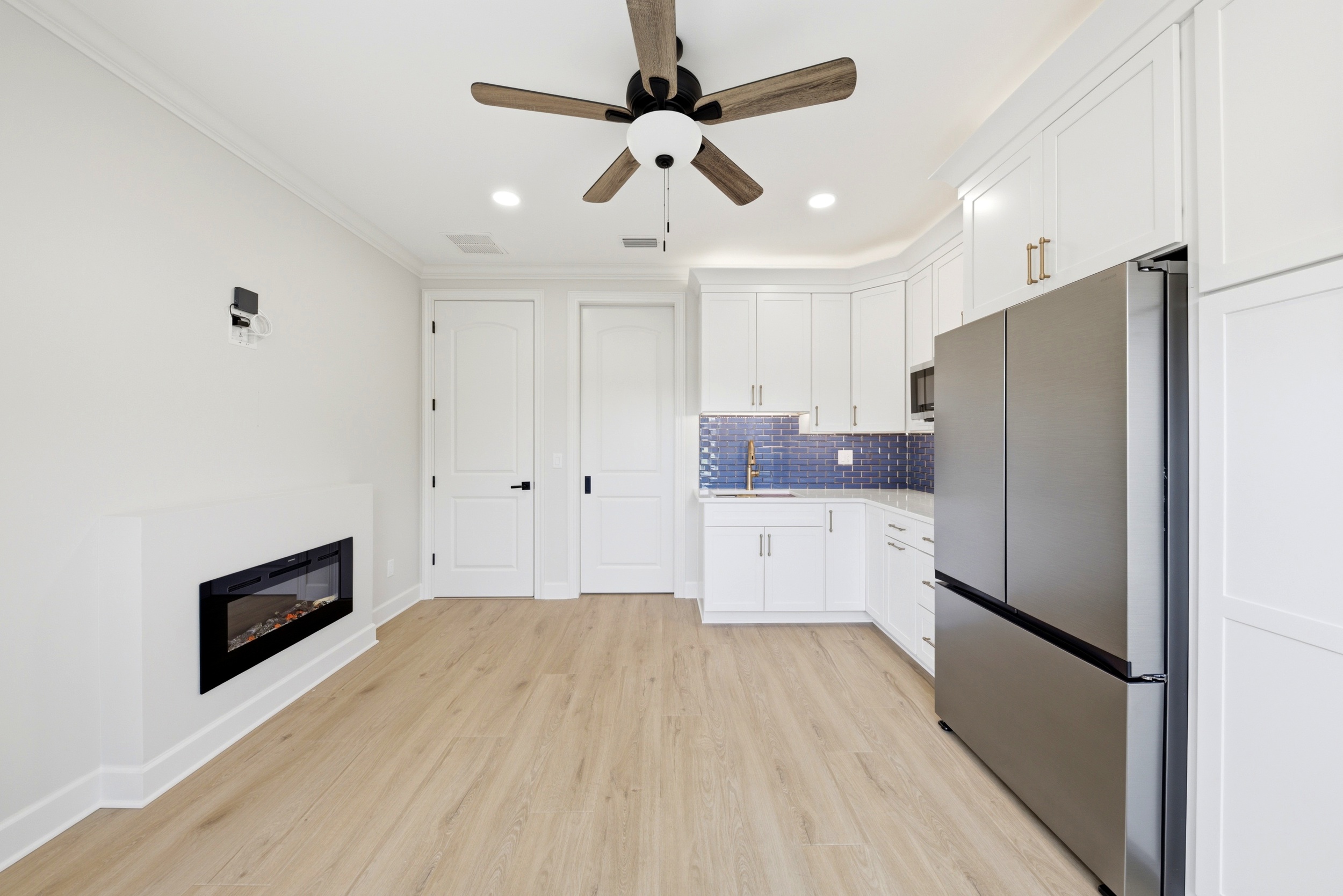 In Law Suite Remodel - Photo 15